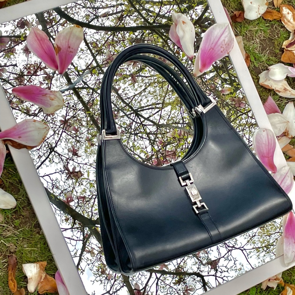 BLACK CALFSKIN LEATHER SHOULDER BAG